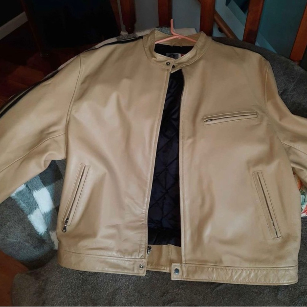 Arizona XXL leather motorcycle racing style  jacket.